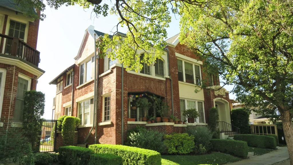 Filming location near Koreatown.