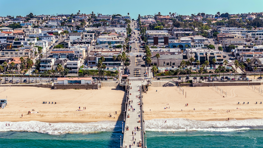 Manhattan Beach city and sand view