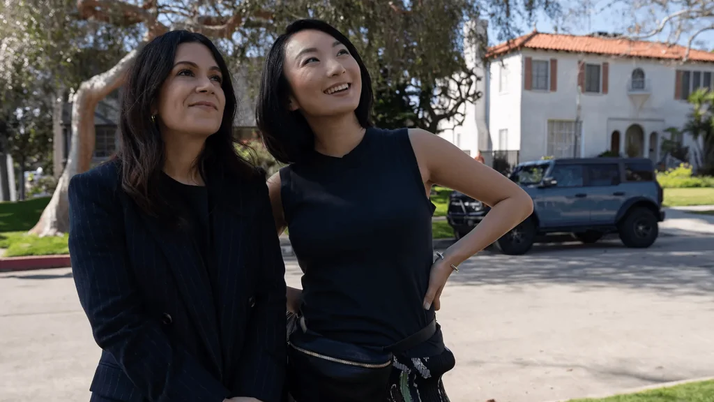 Abbi Jacobson as Leslie and Poppy Liu as Sarah on 'No Good Deed'. Photo credit: SAEED ADYANI/Netflix