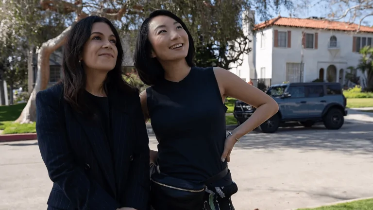 Abbi Jacobson as Leslie and Poppy Liu as Sarah on 'No Good Deed'. Photo credit: SAEED ADYANI/Netflix